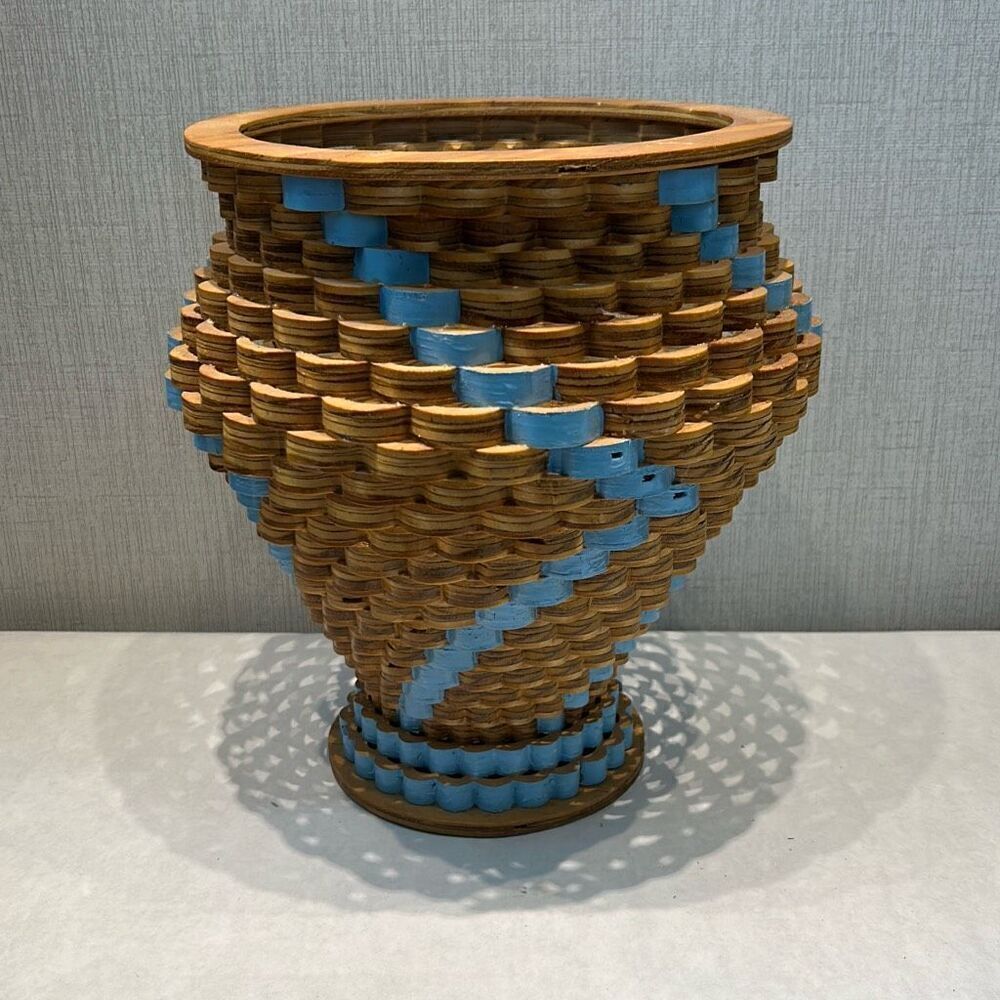 Vtg Handcrafted Wooden Decorative Tornado Bowl Vase Scroll Saw Scalloped Blue